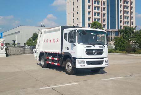 東風(fēng)大多利卡壓縮式垃圾車(12方)